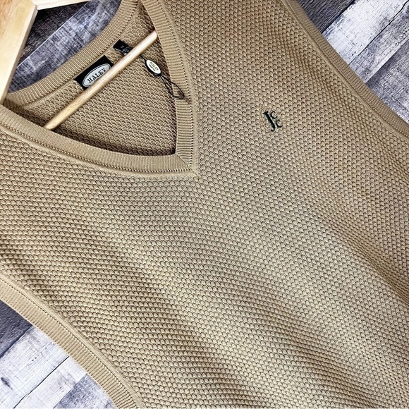 NWOT Haley Reserve Tan Sweater Vest Academia Quiet Luxury - Picture 5 of 5